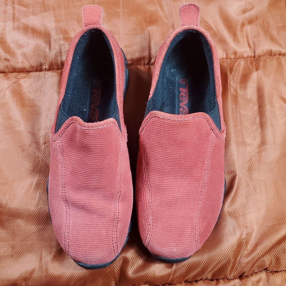 TEVA‎ Red CORDUROY Slip-On Comfort Sport Shoes Loafers Men's Size 7